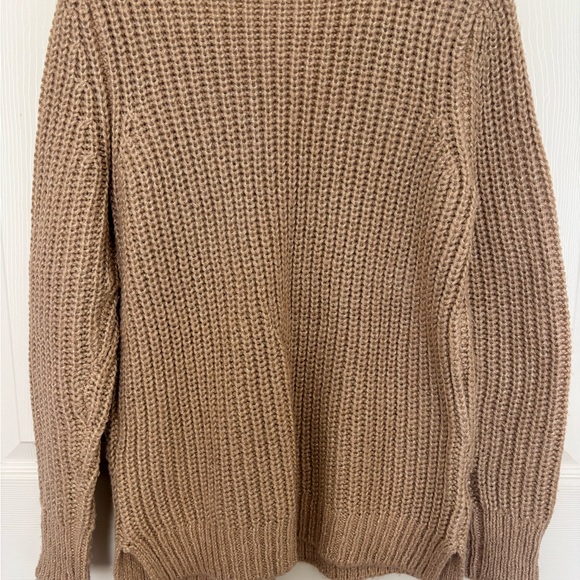 LOFT Women's V-Neck Sweater in gold - Picture 8 of 8